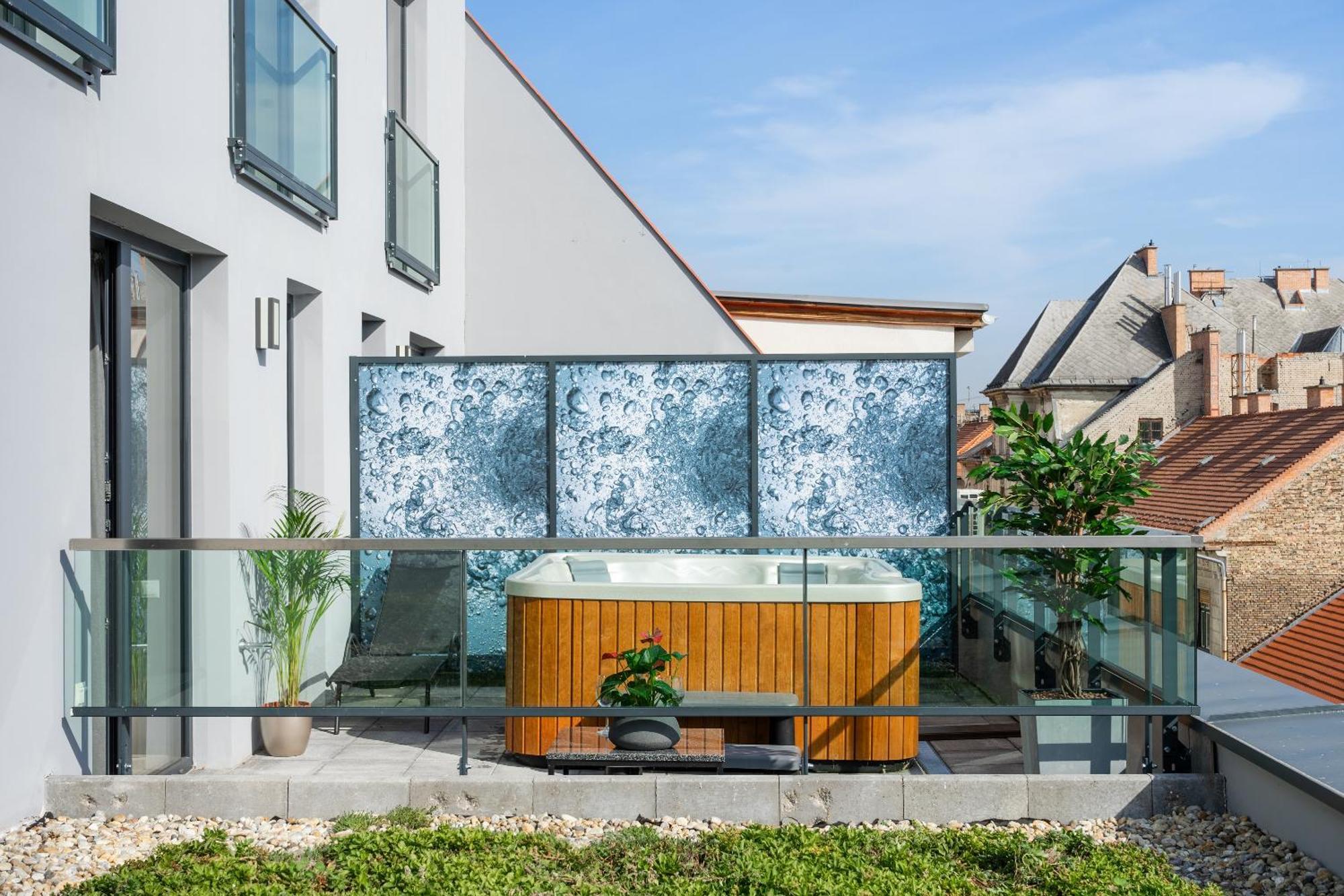Onyx Luxury Budapest Exterior photo