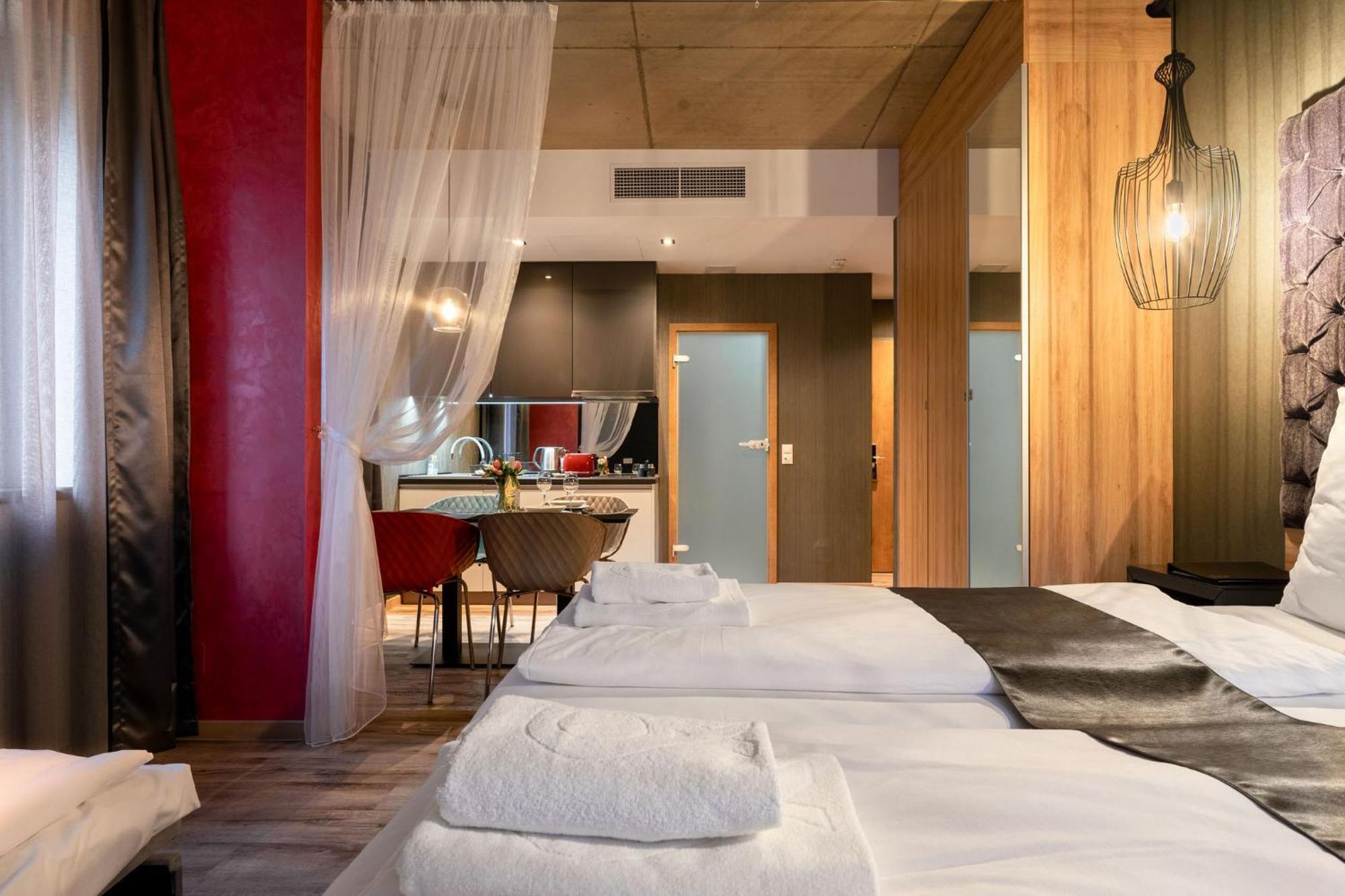 Onyx Luxury Budapest Exterior photo