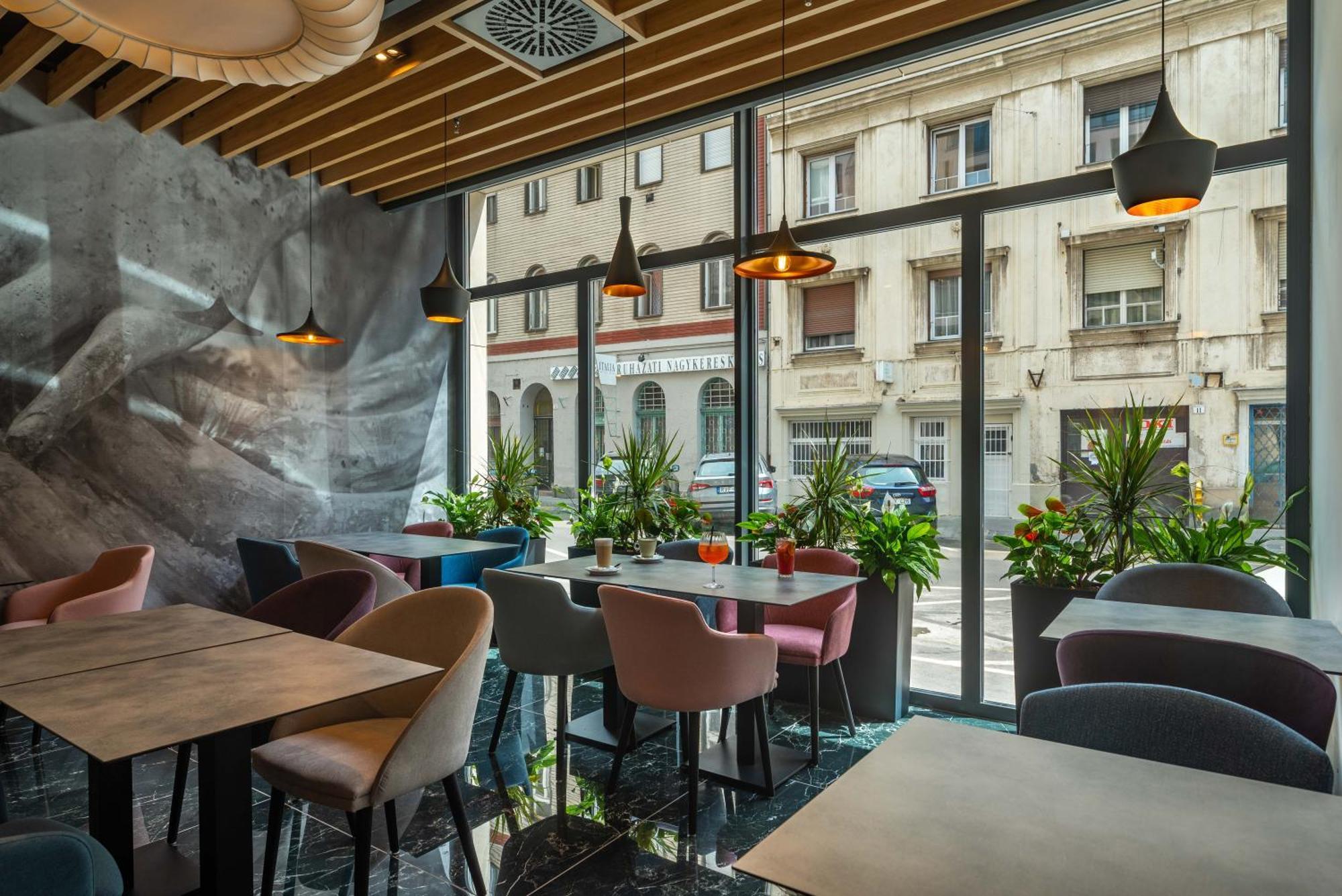 Onyx Luxury Budapest Exterior photo