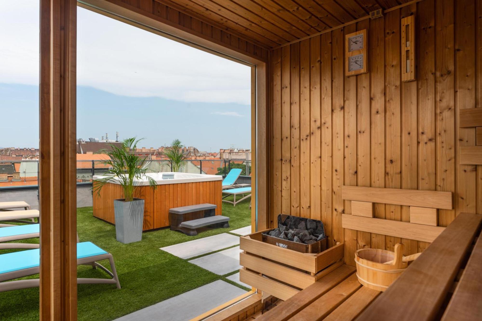 Onyx Luxury Budapest Exterior photo
